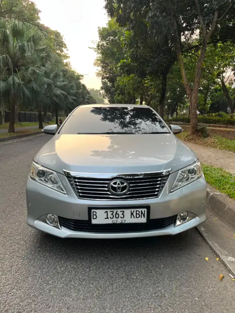 Camry 2.5 V Type tertinggi konds sngt istmw khusus pemakai yg apik