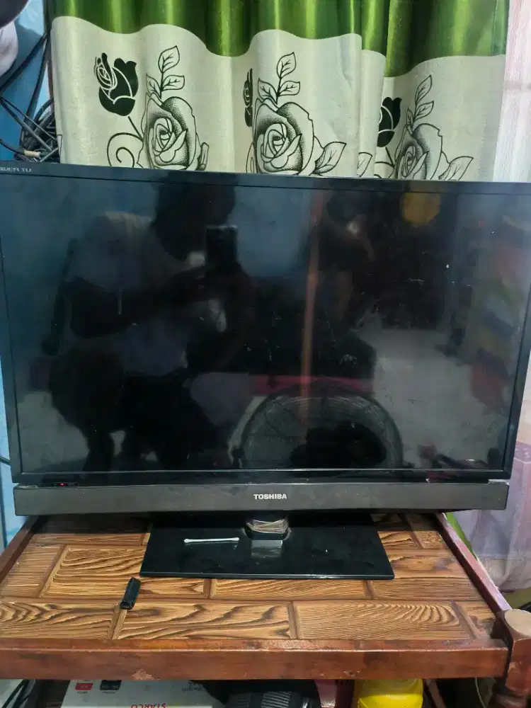 Toshiba 32inch LED belum digital
