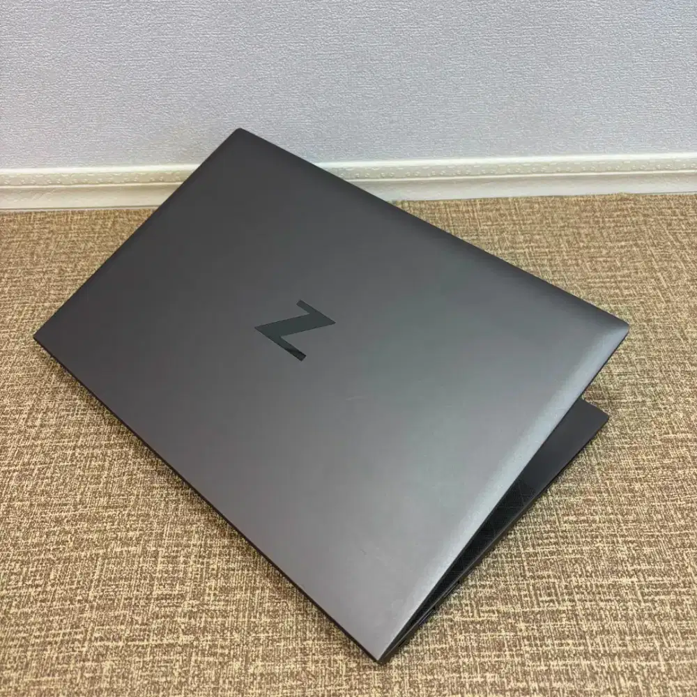Hp Zbook Firefly 14 G7 Workstation Gaming/Editng/Renderng Bodi Ramping
