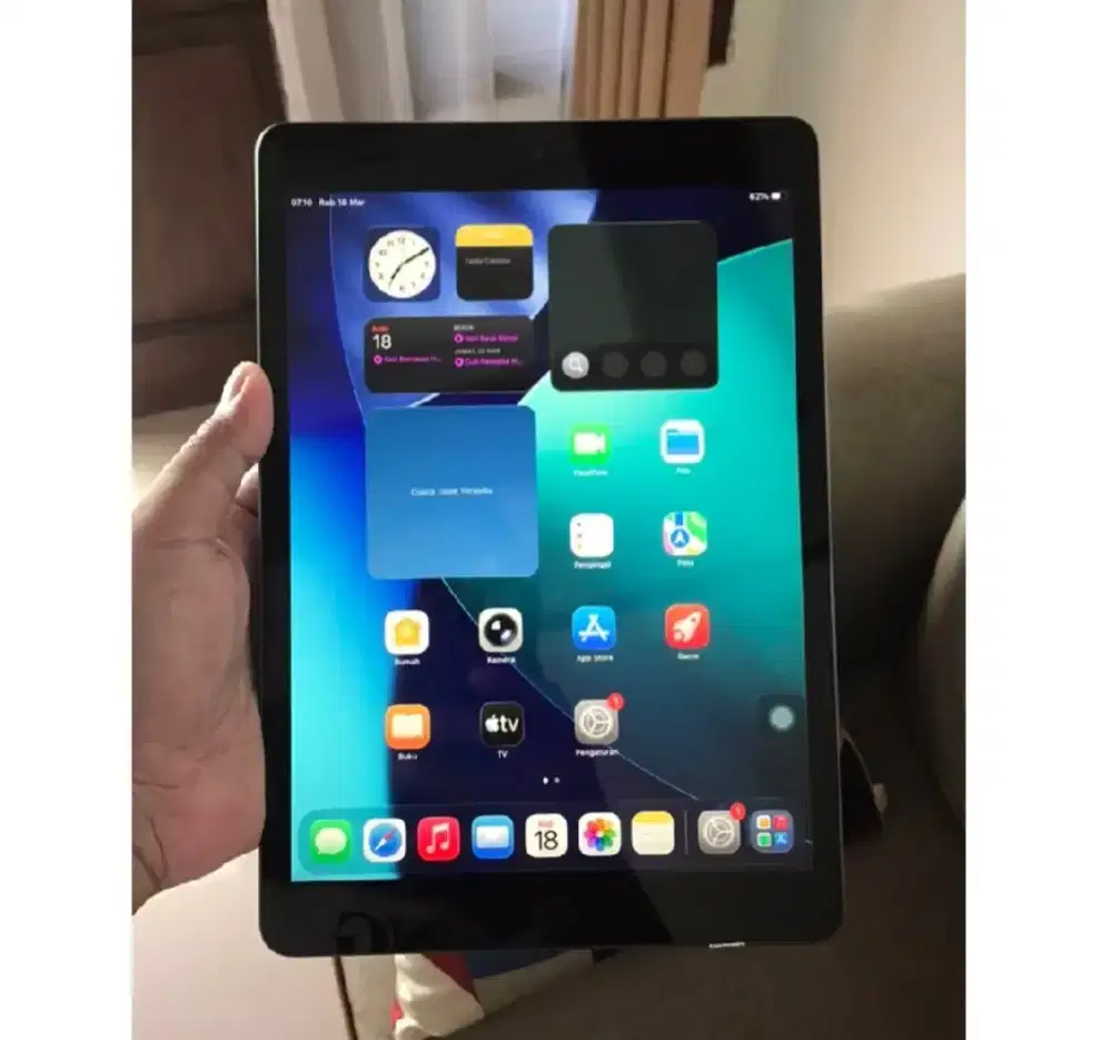 iPad 8 Wi-Fi 32GB Normal Mulus Bebas Reset