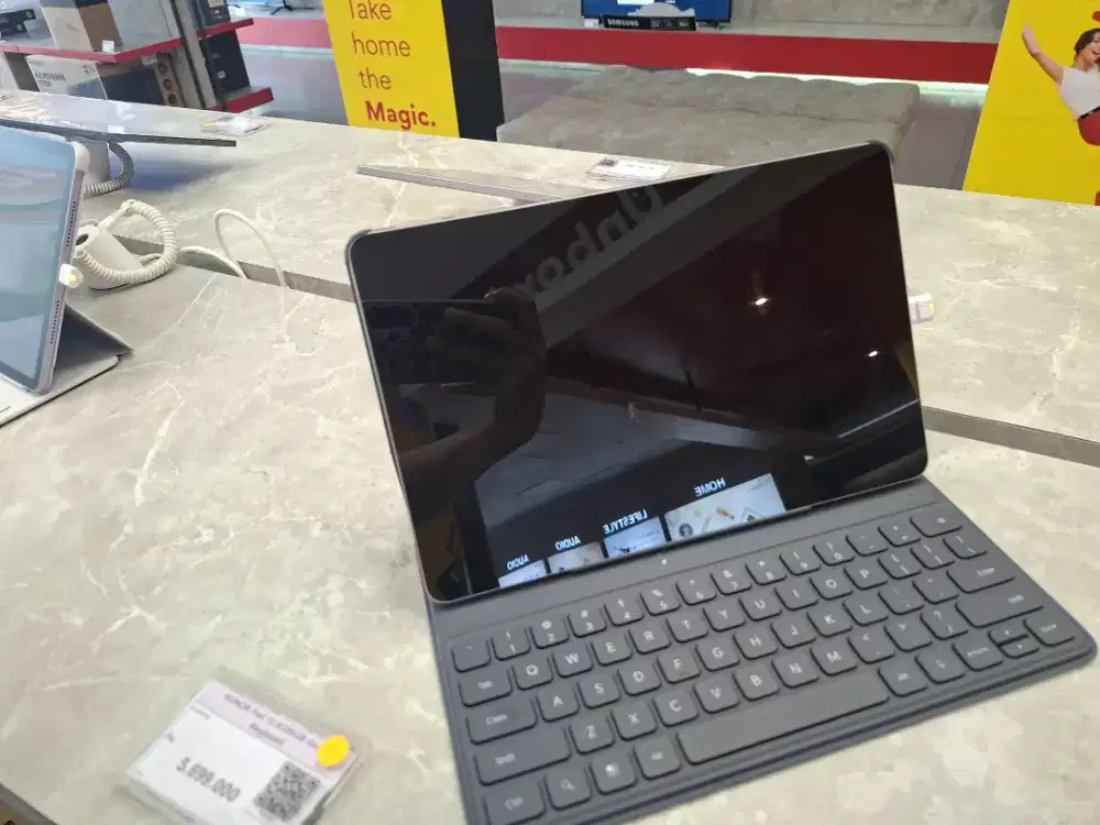 HONOR PAD 10 FREE KEYBOARD + PEN 5.799 .000