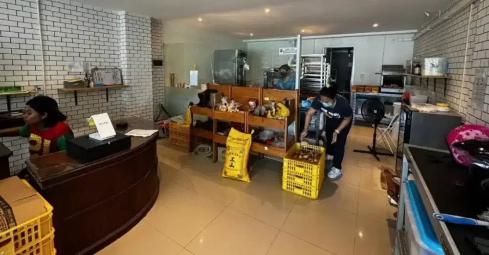 Dijual Ruko 3 Lantai + Bisnis