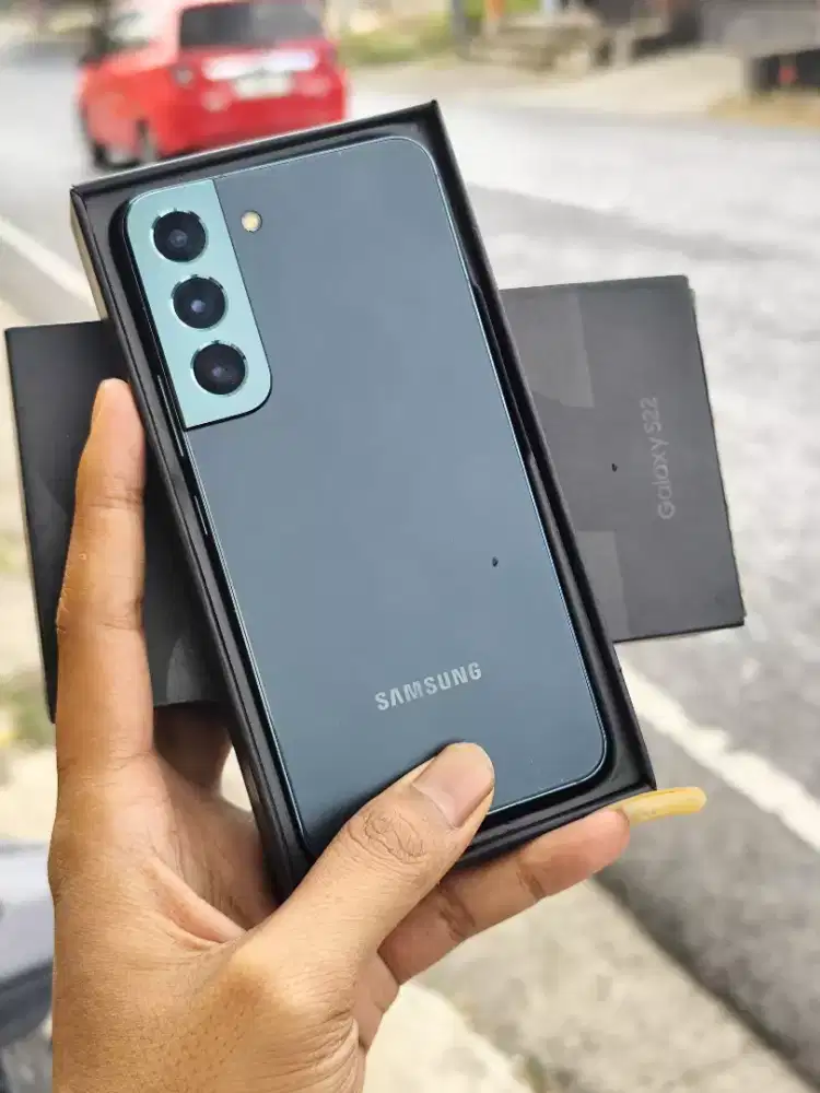 Samsung S22 8/256
