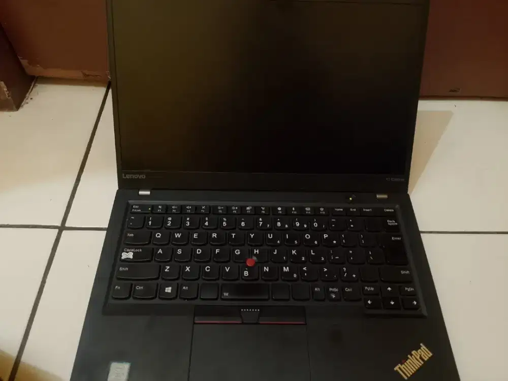 Laptop thinkpad X1 CARBON th5 Gen i5 gen 7 8/256gb