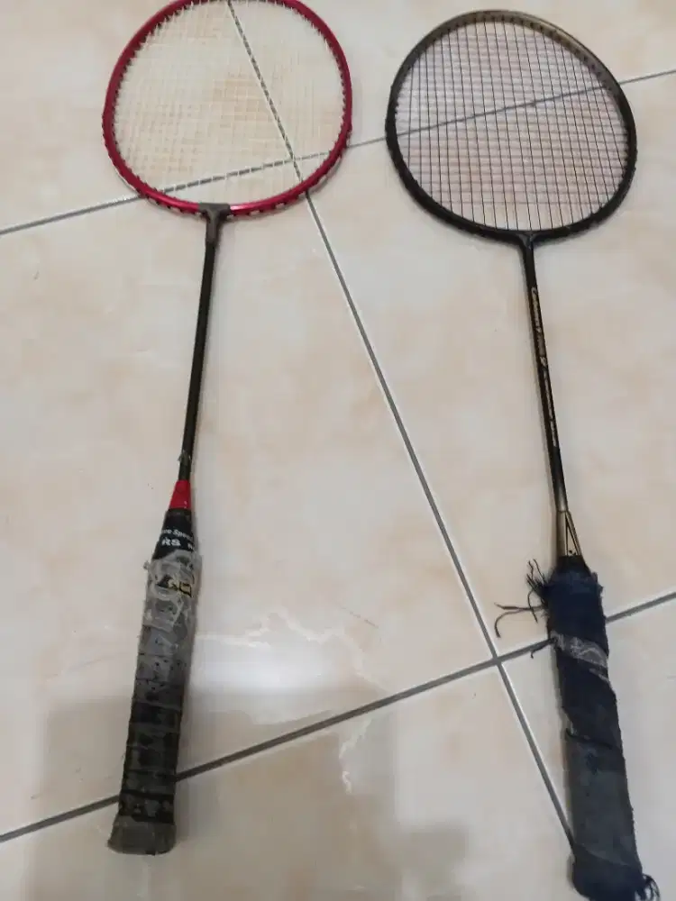 Raket Badminton Yonex 2 pcs
