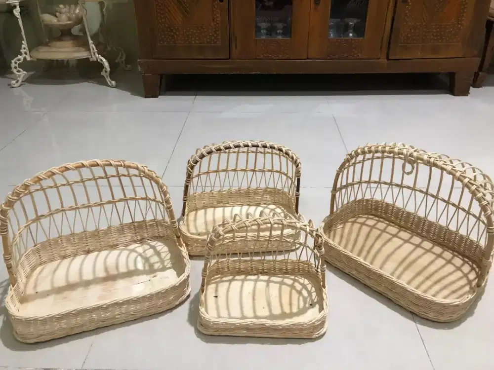 Kotak seserahan rotan