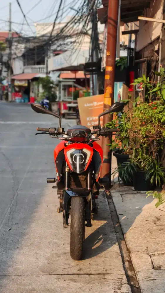 Ktm Duke 250 2018 low km pajak panjang
