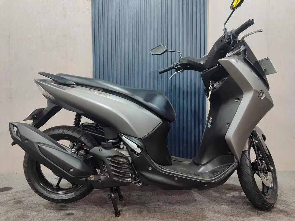 Lexi 125 abu-abu 2019 istimewa mulus terawat siap pakai...