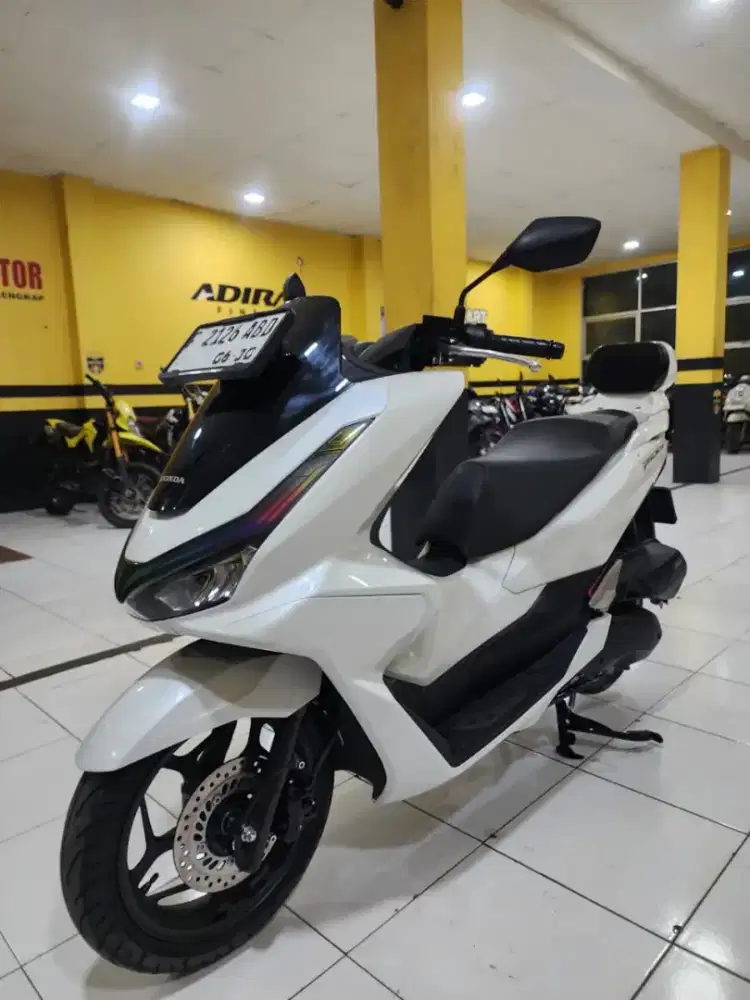 READYY PCX 160 CBS TAHUN 2025