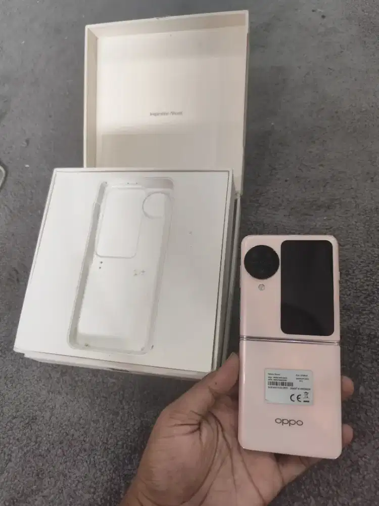 Oppo find n3 flip 12/256 fullset