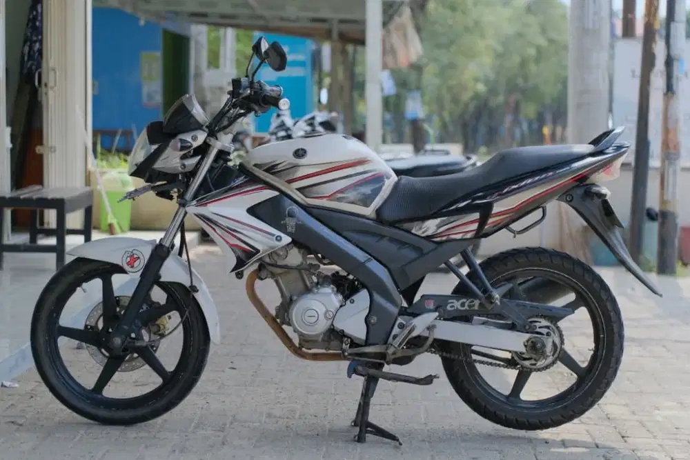 Motor vixion lengkap