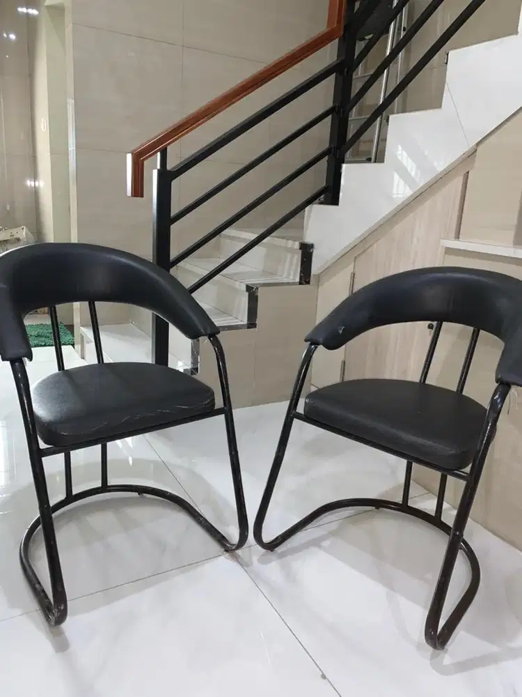 Kursi duduk salon