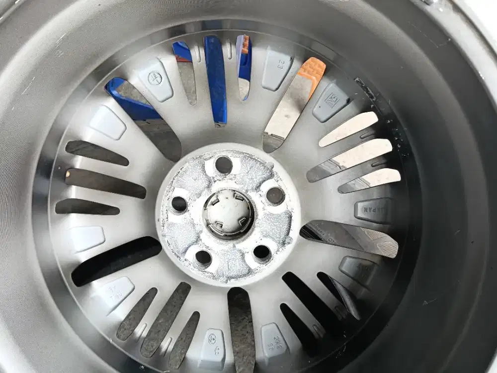 Velg original toyota alpard ring 18