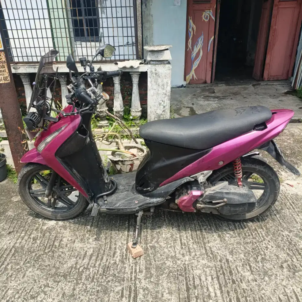 Suzuki spin 125 SS lengkap