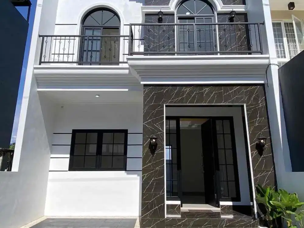 Rumah Modern 2 Lantai Nuansa Villa Area Suhat