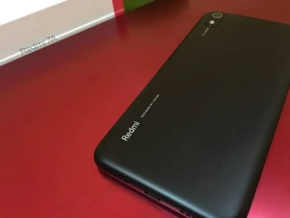 Hp Xiaomi 7a 2/16 batangan b(baret halus)/normal