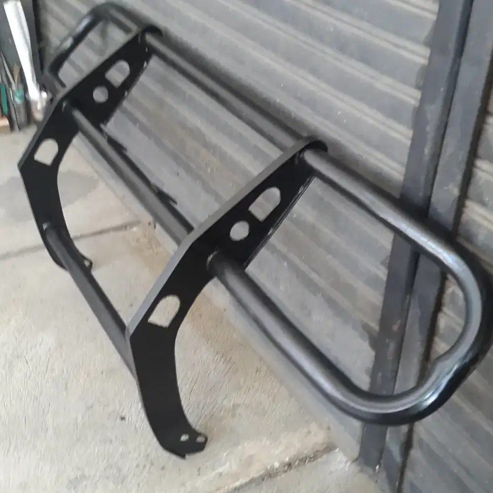 Bemper mobil Kijang