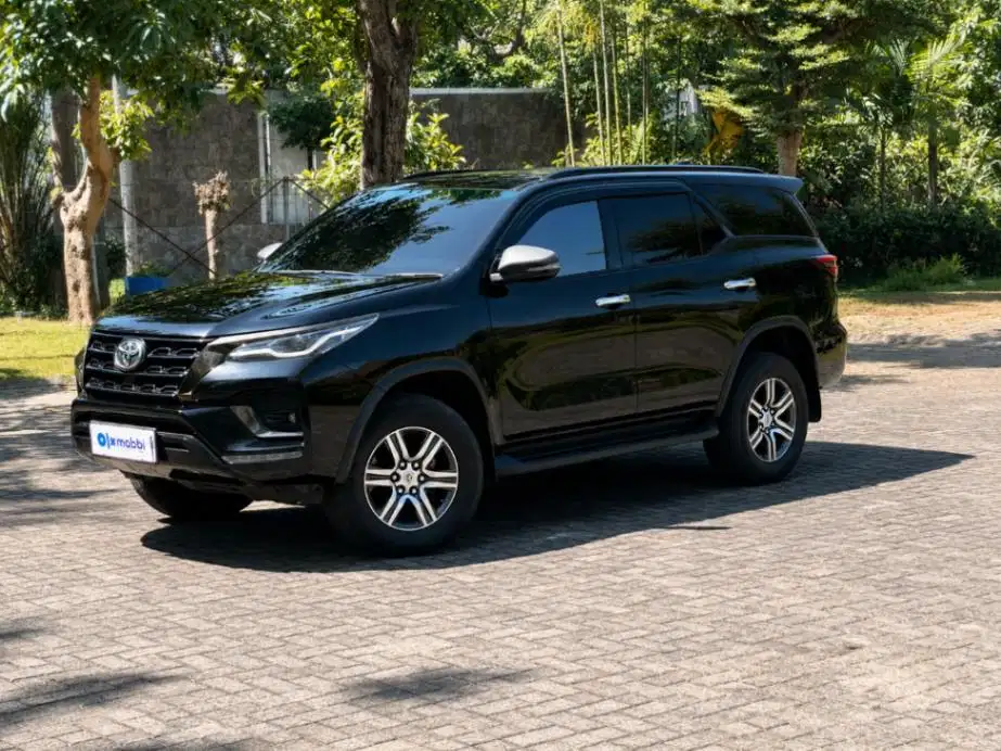 FORTUNER 2.4 G 4X2 DSL MATIC 2022