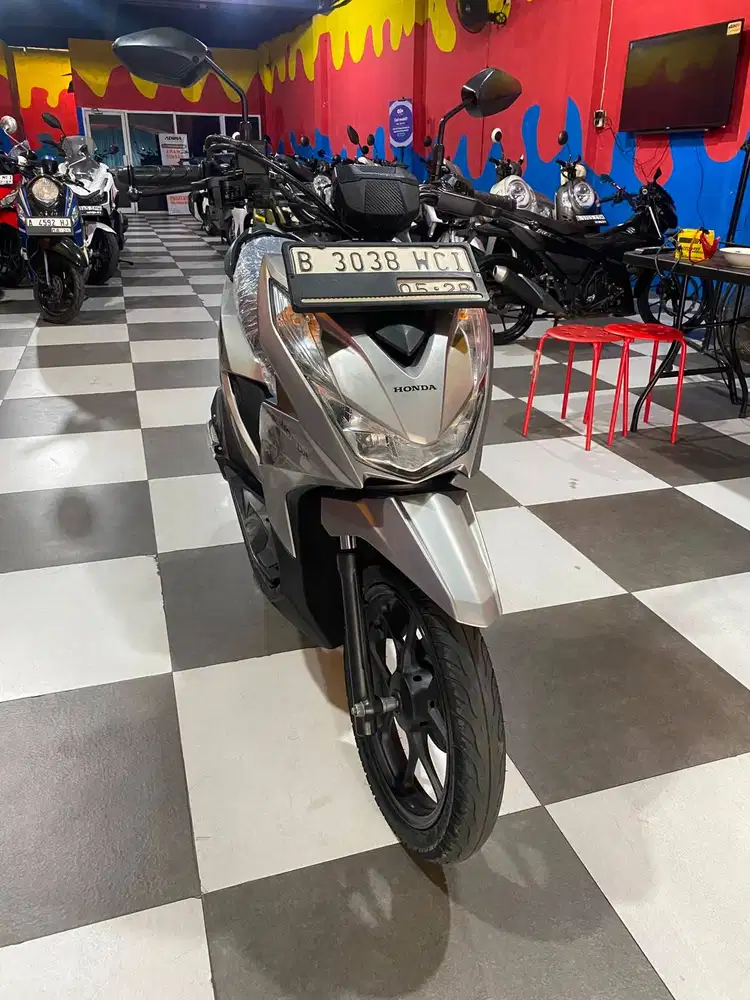 Honda Beat Street 2023 bisa kredit