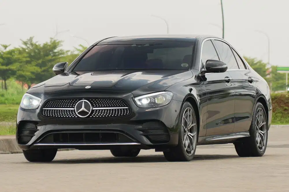 (DP 60jt) Mercedes Benz E300 AMG Line Facelift 2022