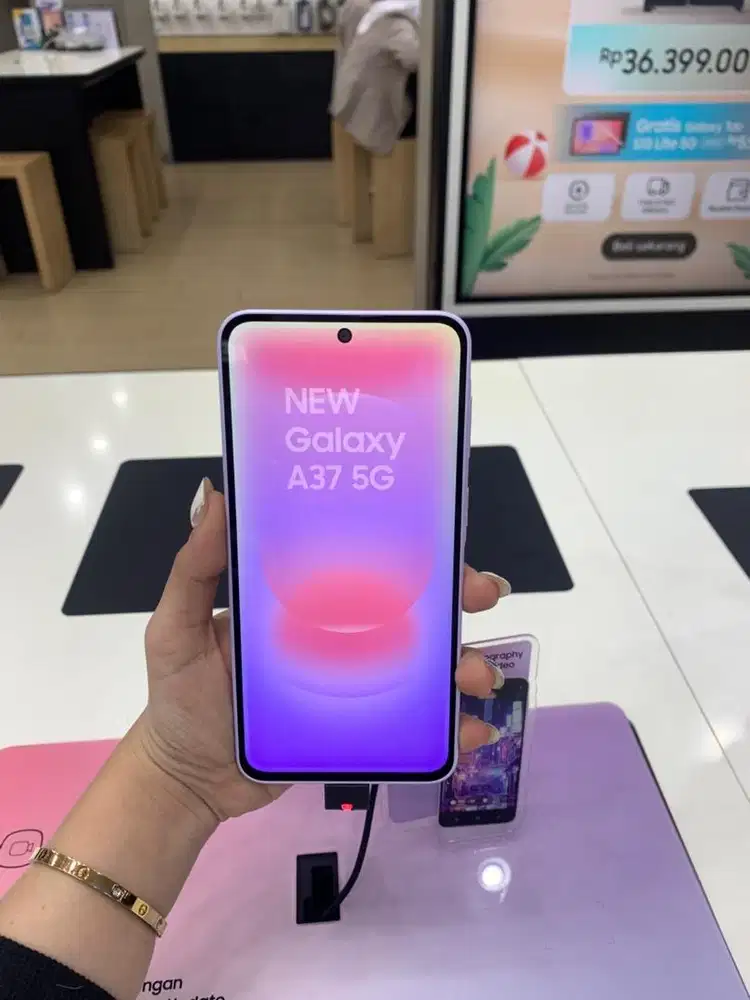 Samsung Galaxy A37