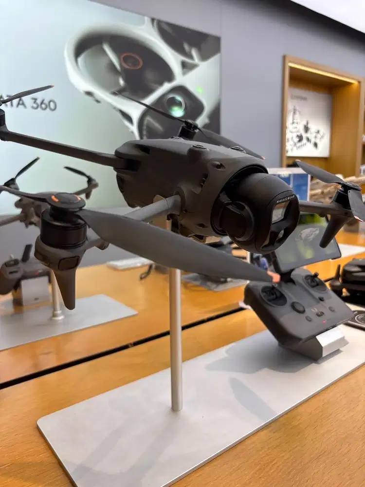Dji mavic 4 pro creator combo rc pro2