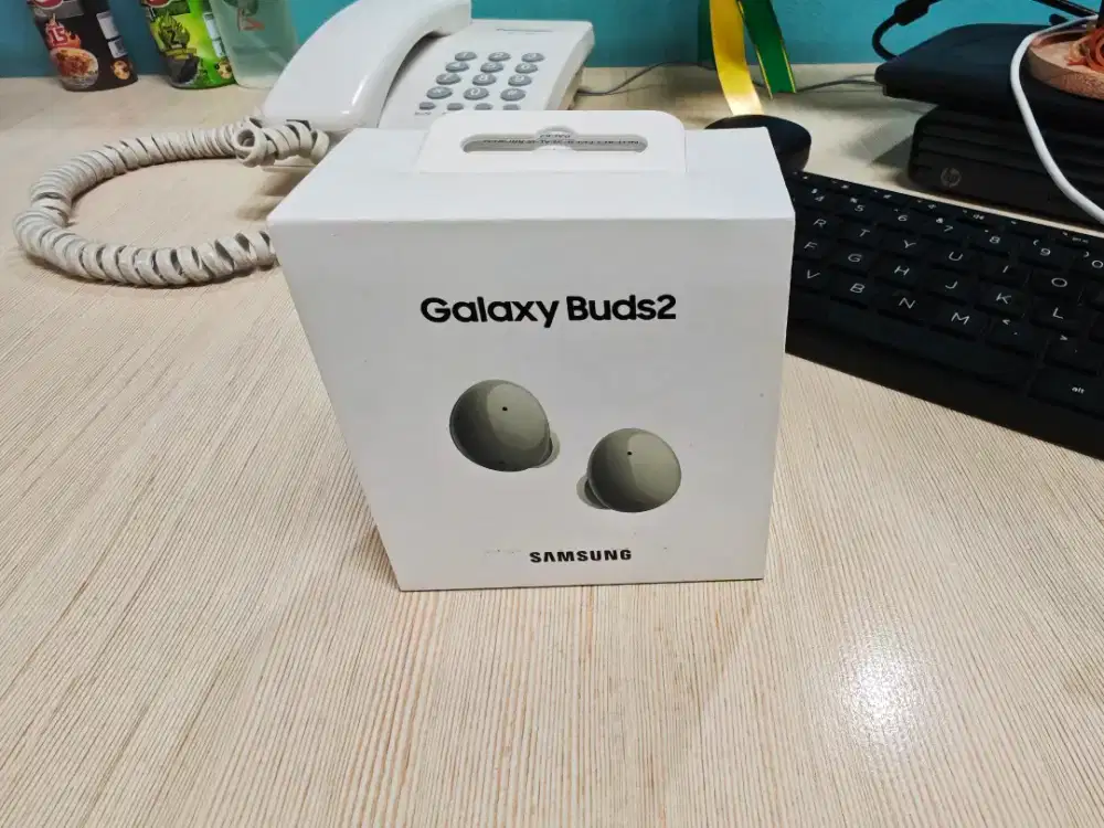 WTS GALAXY BUDS 2 WARNA OLIVE KONDISI BARU