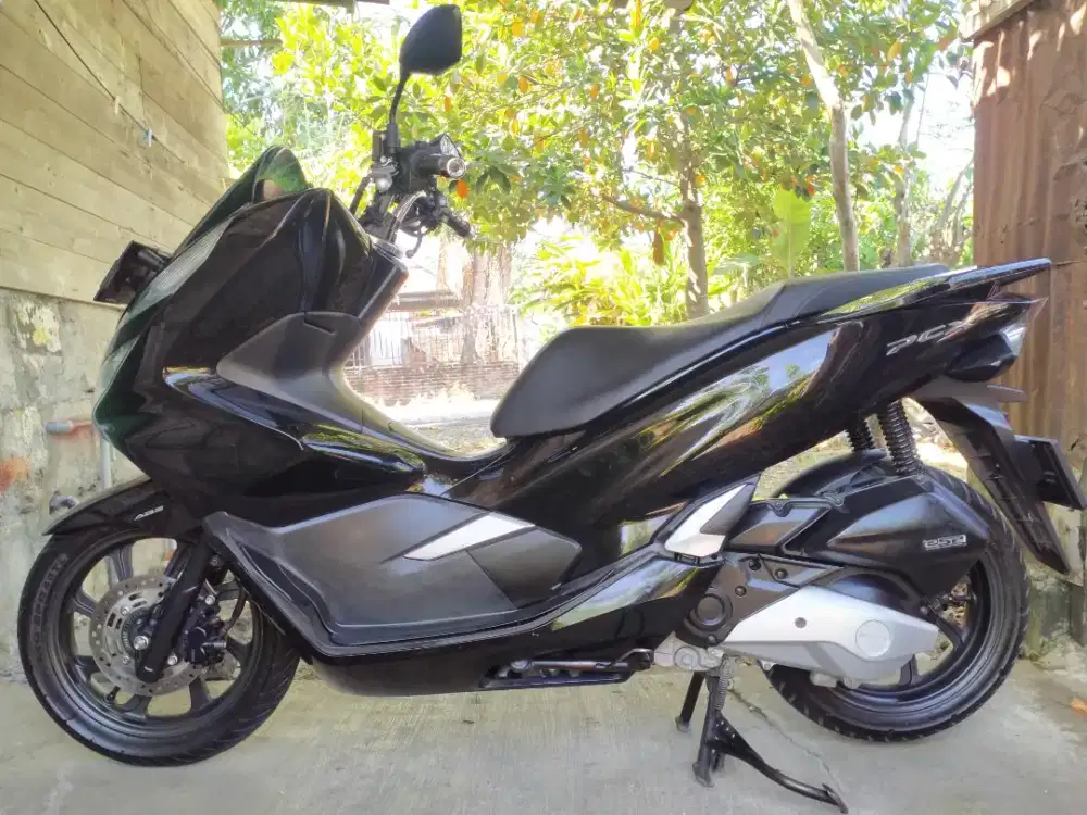 Honda pcx 2018 abs, kondisi sehat siap jalan jauh, pajak idup