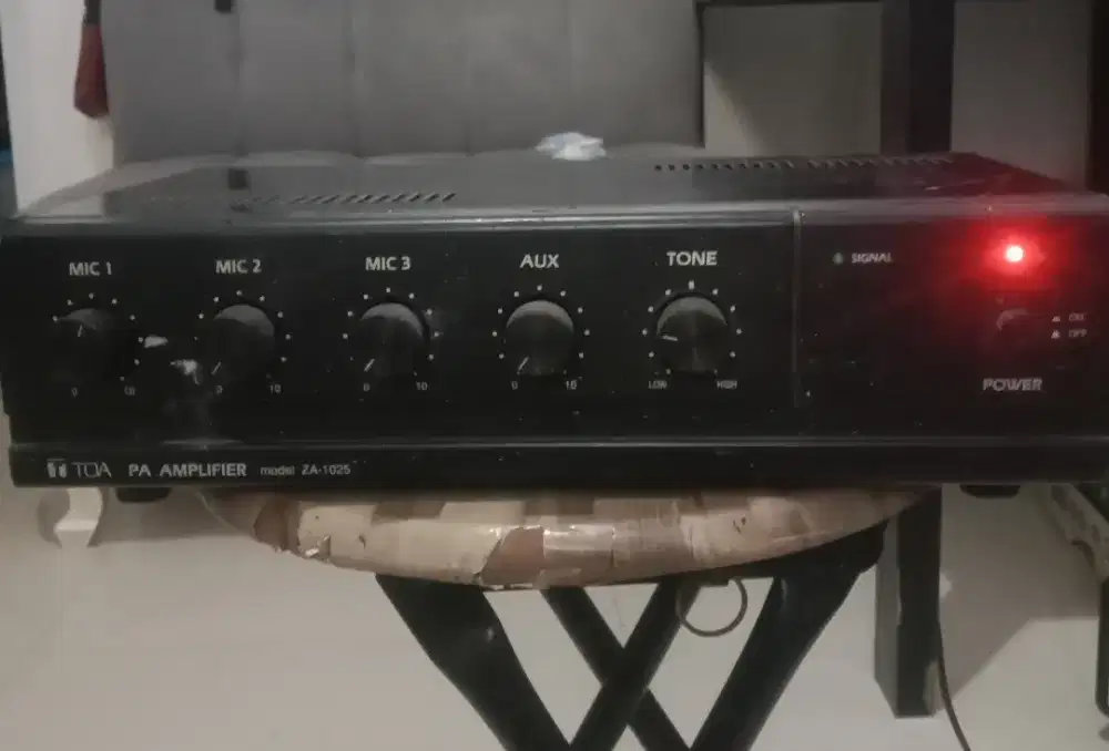 Ampli TOA za 1025