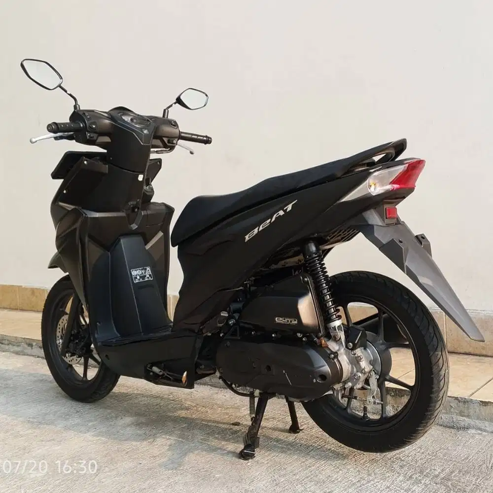HONDA BEAT DELUXE KEYLESS TH 2024 CASH/KREDIT