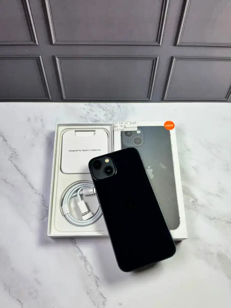 Iphone 13 midnight