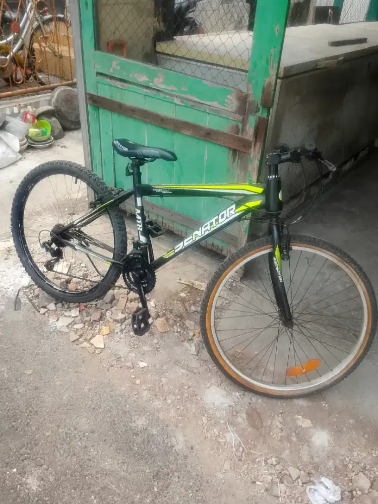 Sepeda Gunung Senator