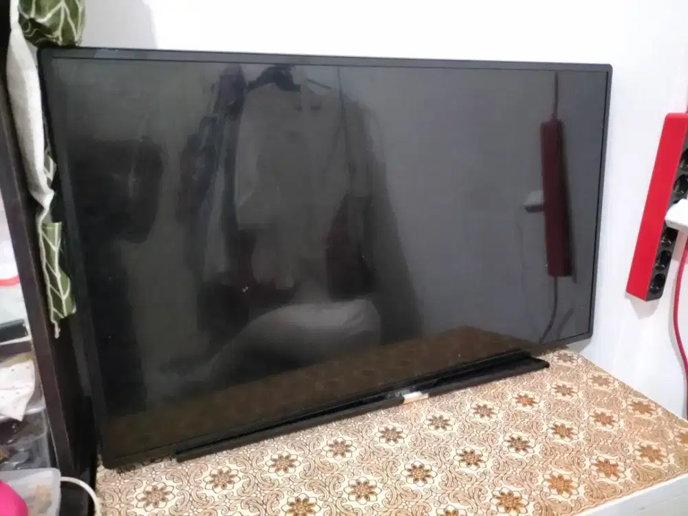 Jual Cepat TV LED POLYTRON 40 inch