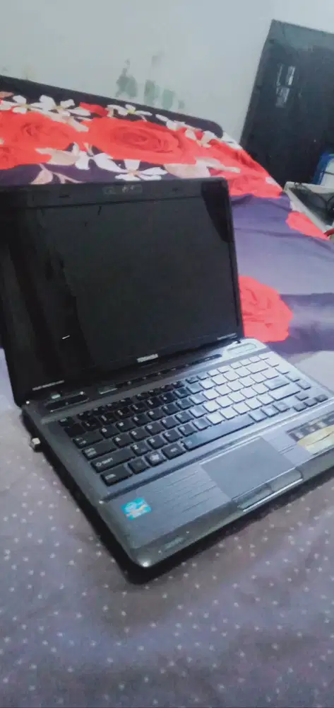 Laptop toshiba cor i5