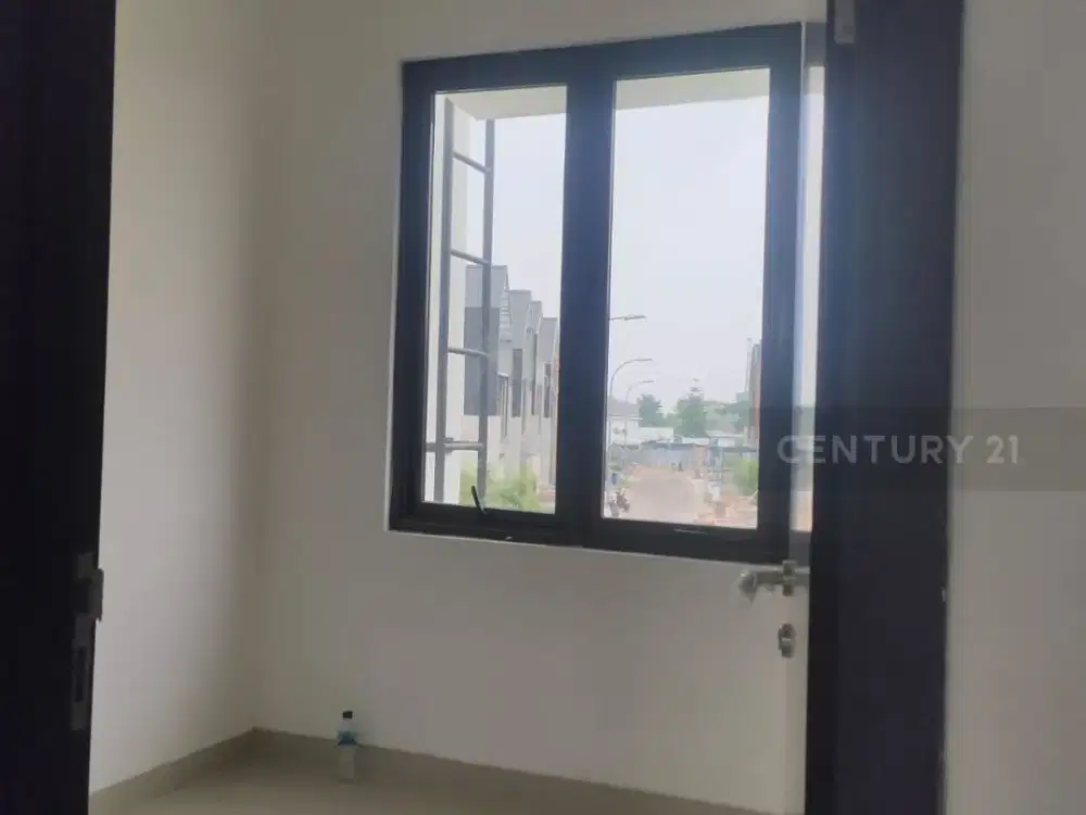 Ruko Komersial The Savoy JGC | 2 Lantai | Air PAM | Kanopi Depan