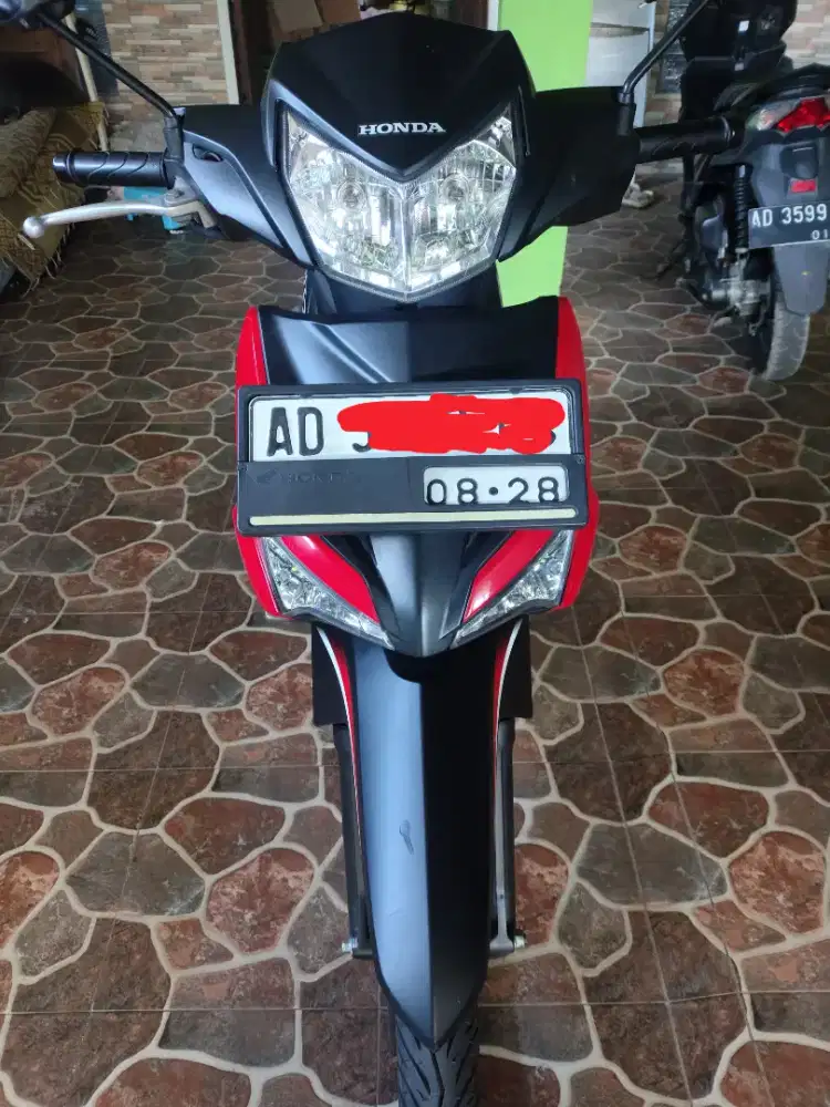 Jual supra x 125 tahun 2023