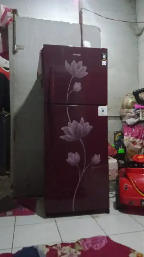 Jual kulkas Polytron 2 pintu