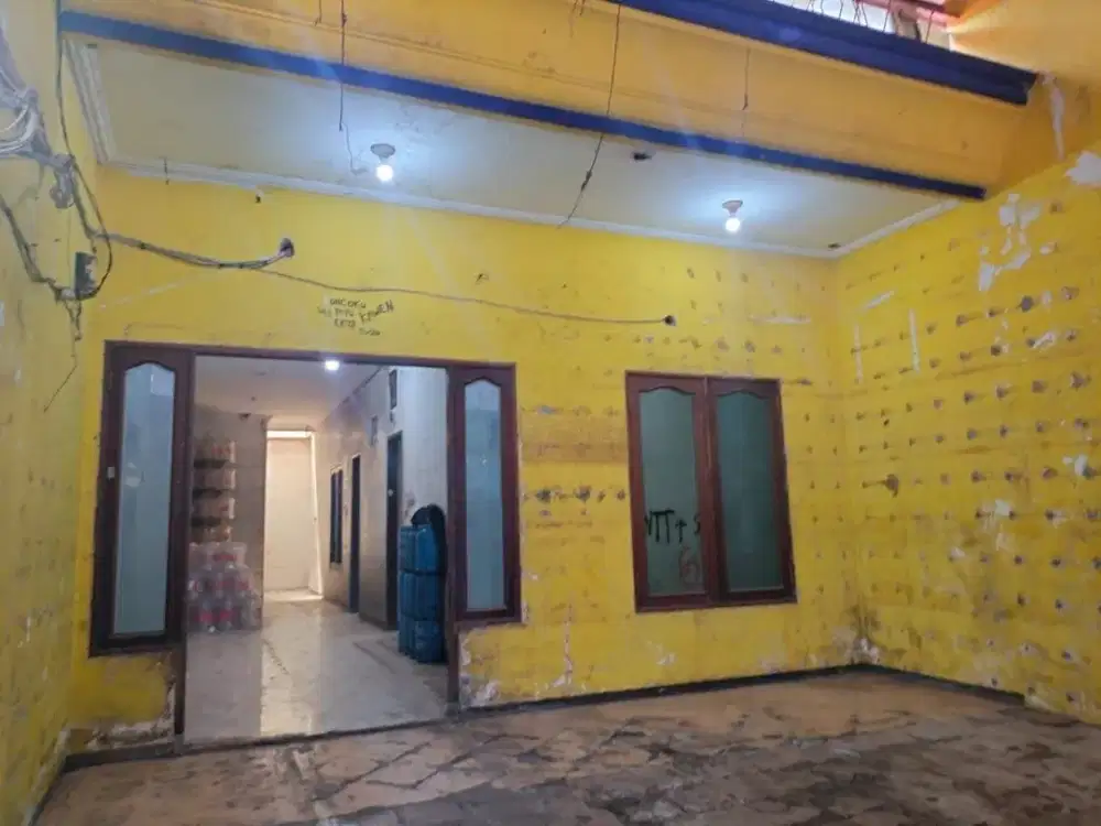 Dijual Cepat Tempat Usaha Simpang Darmo Permai dekat pakuwon mall, dekat papaya, dekat hr muhammad
