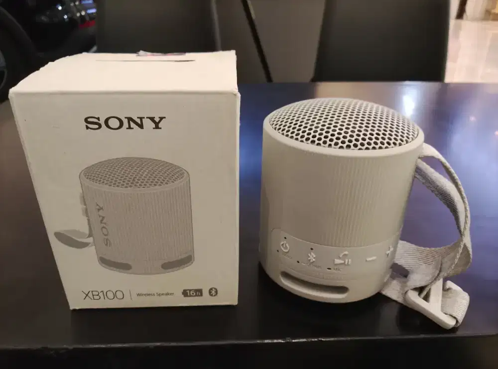 Sony speaker XB100 original