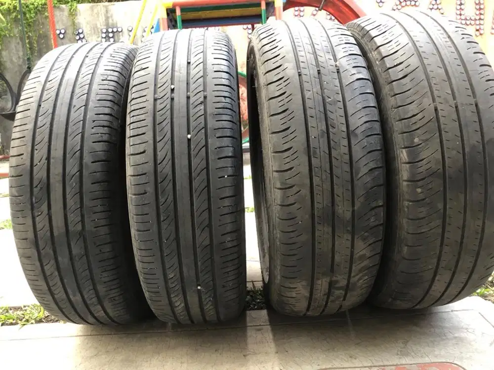 BAN EX AVANZA 185/65 R15