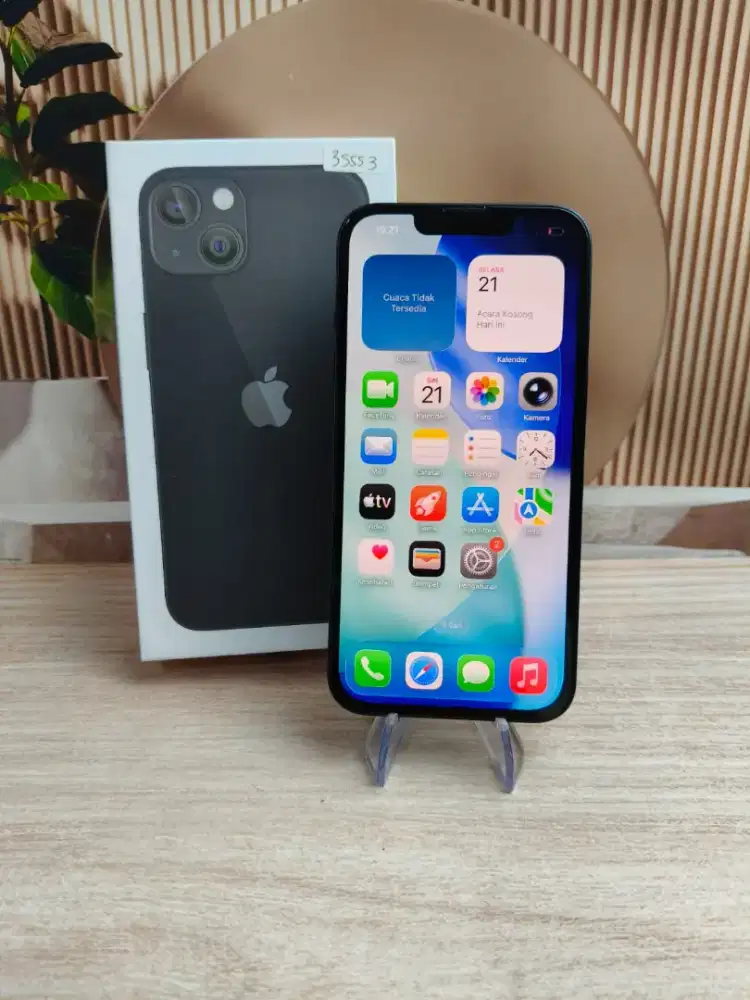 Iphone 13 256GB All Operator Fullset Siap pakai