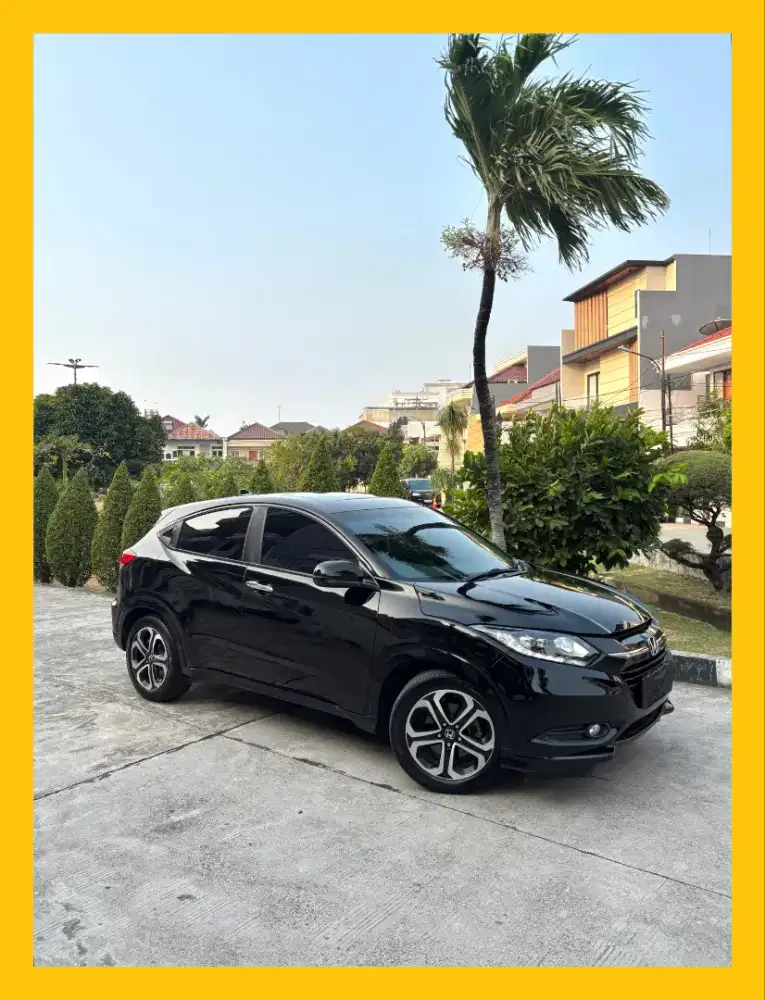 CASH Honda HRV Prestige 1.8 2016 Km 90 Mulus Antik Terawat Jual Cepat!