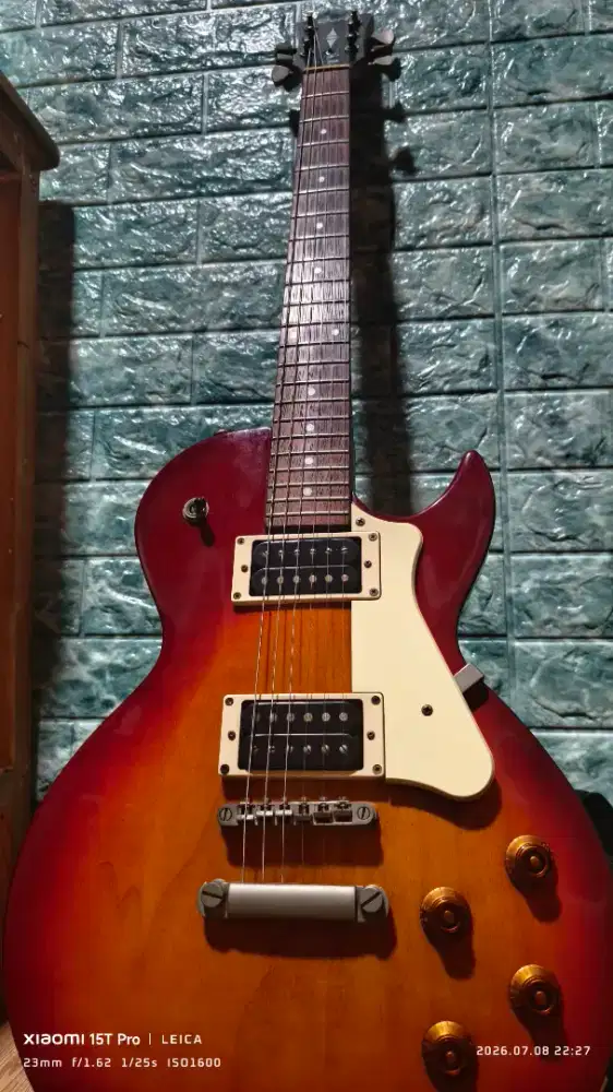 gitar cort cr100 model lespaul