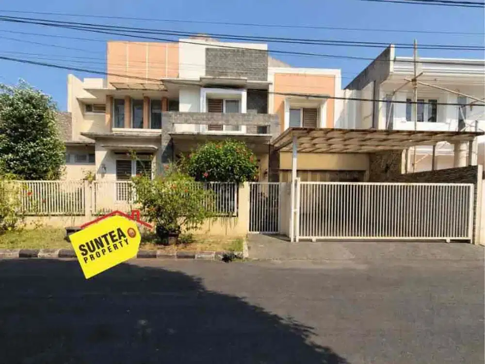 Sektor 9 rumah bagus luas siap huni dekat Mall dan Rumah sakit