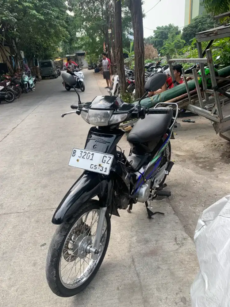 Supra x 2002 pakek on lengkap stater tokcer mulus