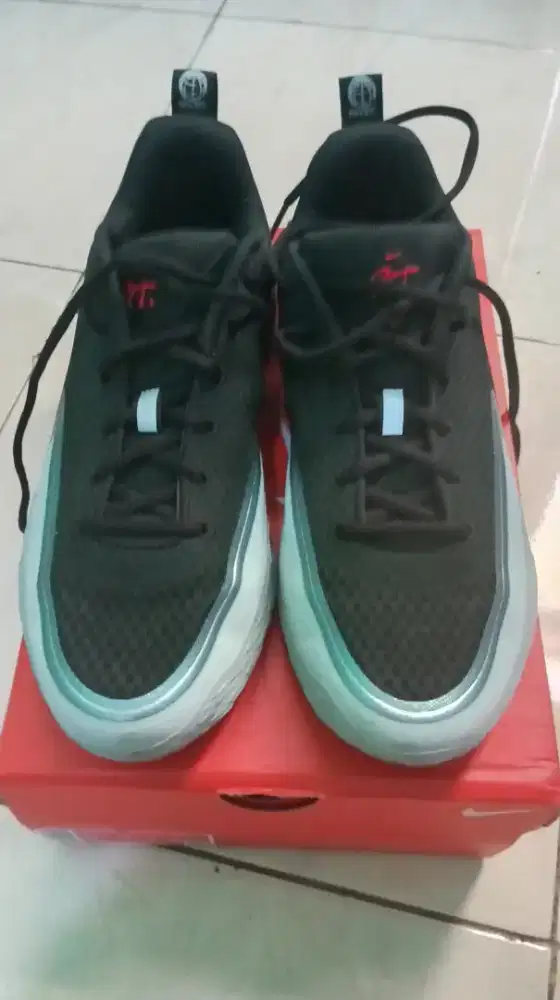 Sepatu Basket Nike ST Glow EP Size 43
