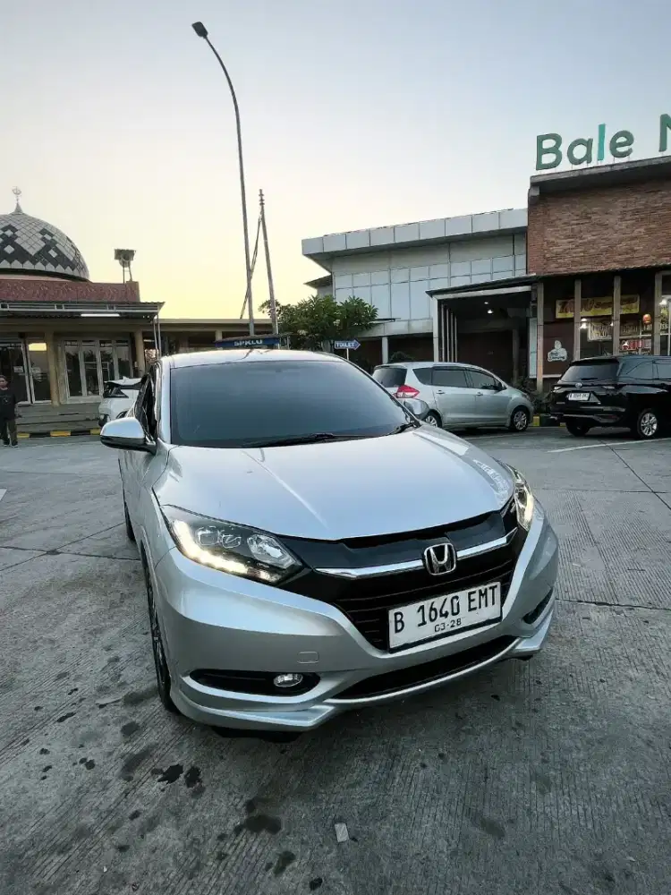 HRV Prestige Sunroof Pano istimewa