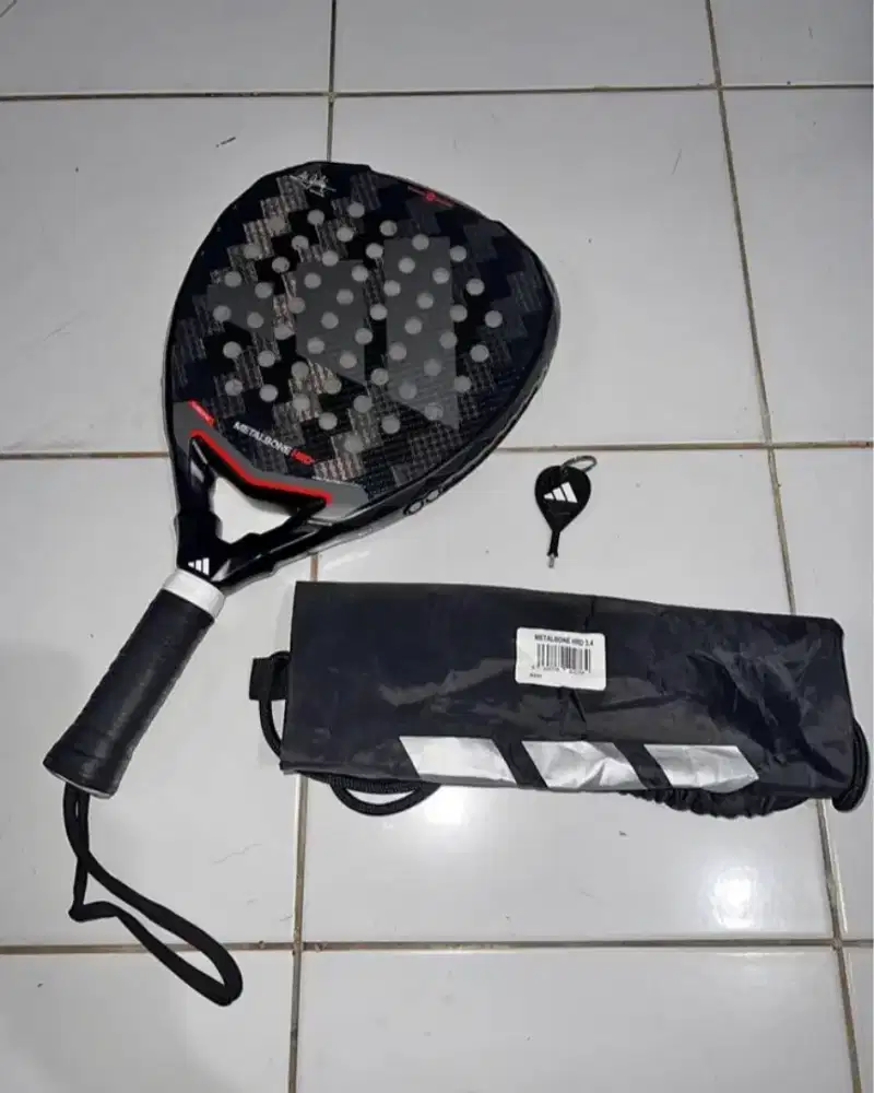 Raket padel adidas metalbone
