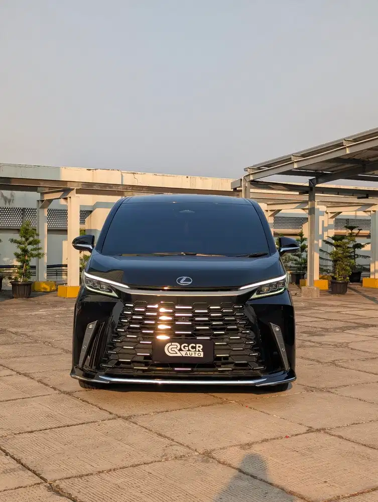 KM 9 RIBUAN RECORD! LEXUS LM350H LM 350 HYBRID 7 SEATER NIK 2023/2024