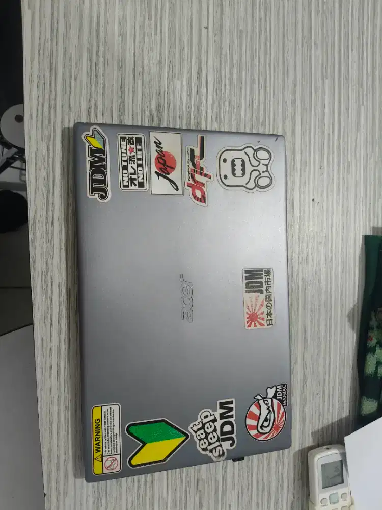 dijual laptop acer swift sf516-51